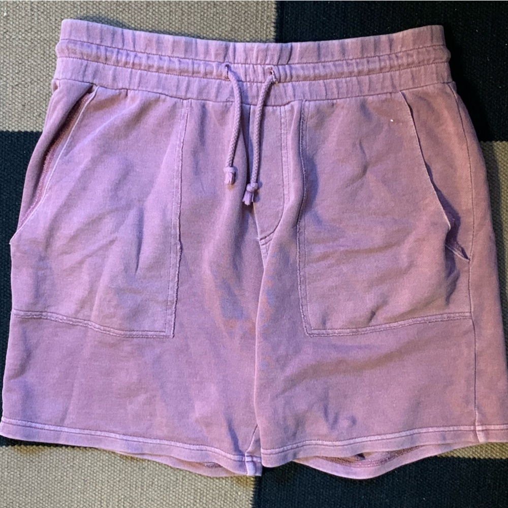 Mauve sweat shorts